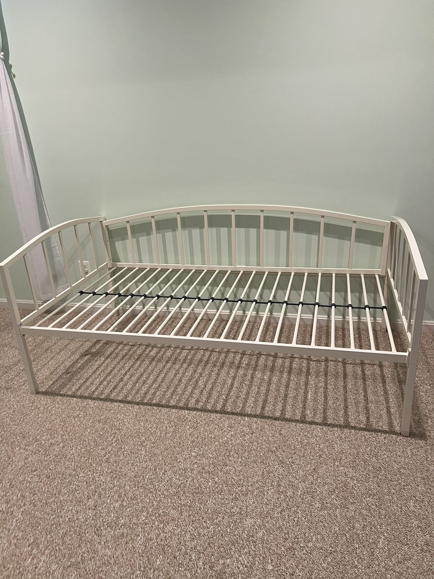 Twin day bed frame