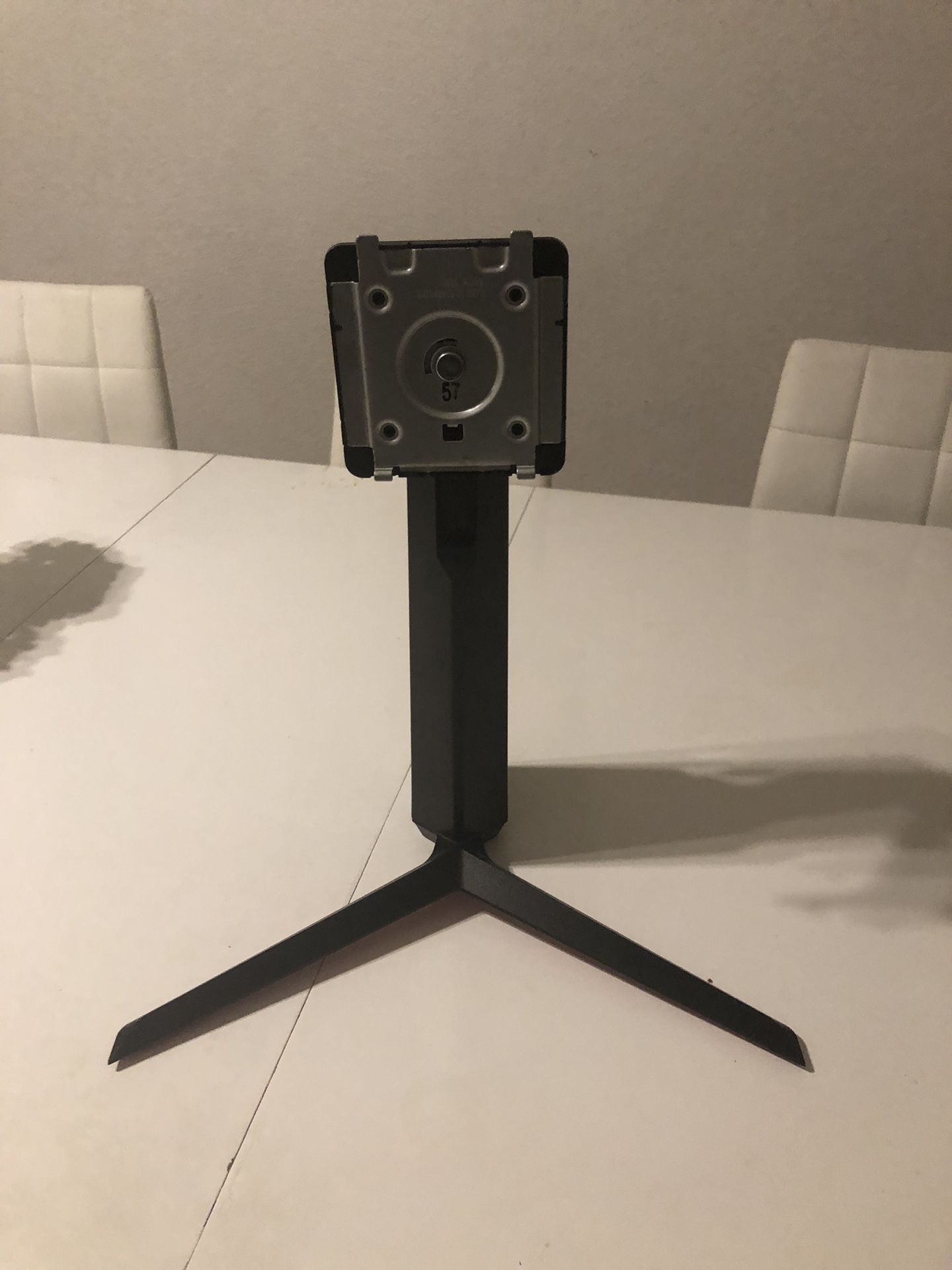 LG UltraGear Adjustable Monitor Stand