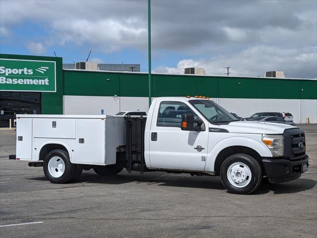 2013 Ford F-350 Chassis