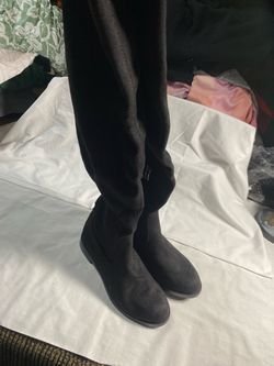 Size 5 Kenneth Cole Reaction “Wanderly” Over the Knee Boots