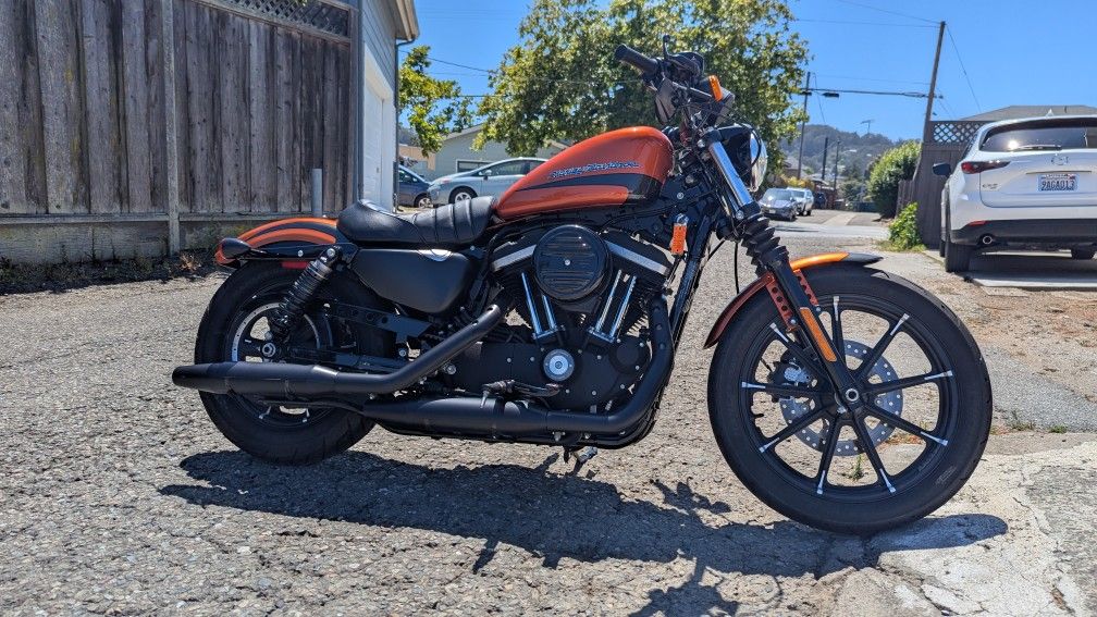 2020 Harley-Davidson XL 883 Sportster Iron Clean Title Motorcycle