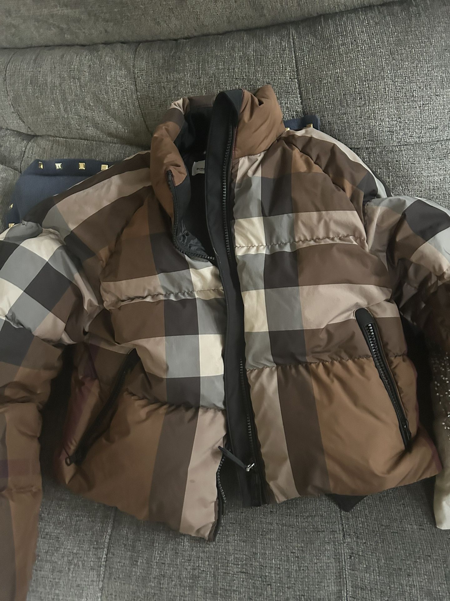 Burberry women’s Puffer Small