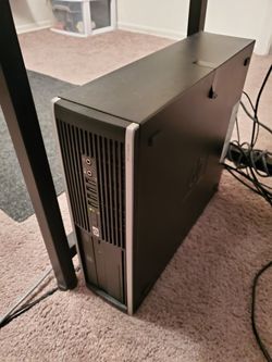 Monitor/pc/keyboard/mouse pad