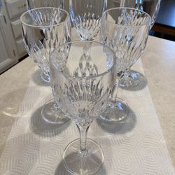 Set of 6 Royal Doulton Premium Crystal Wine Glasses