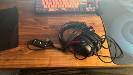 HyperX Cloud II - Great Condition