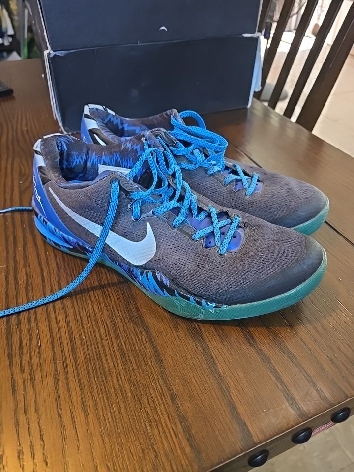 Kobe shoe