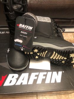 KIDS BAFFIN SNOW BOOTS CASH ONLY AVAILABLE