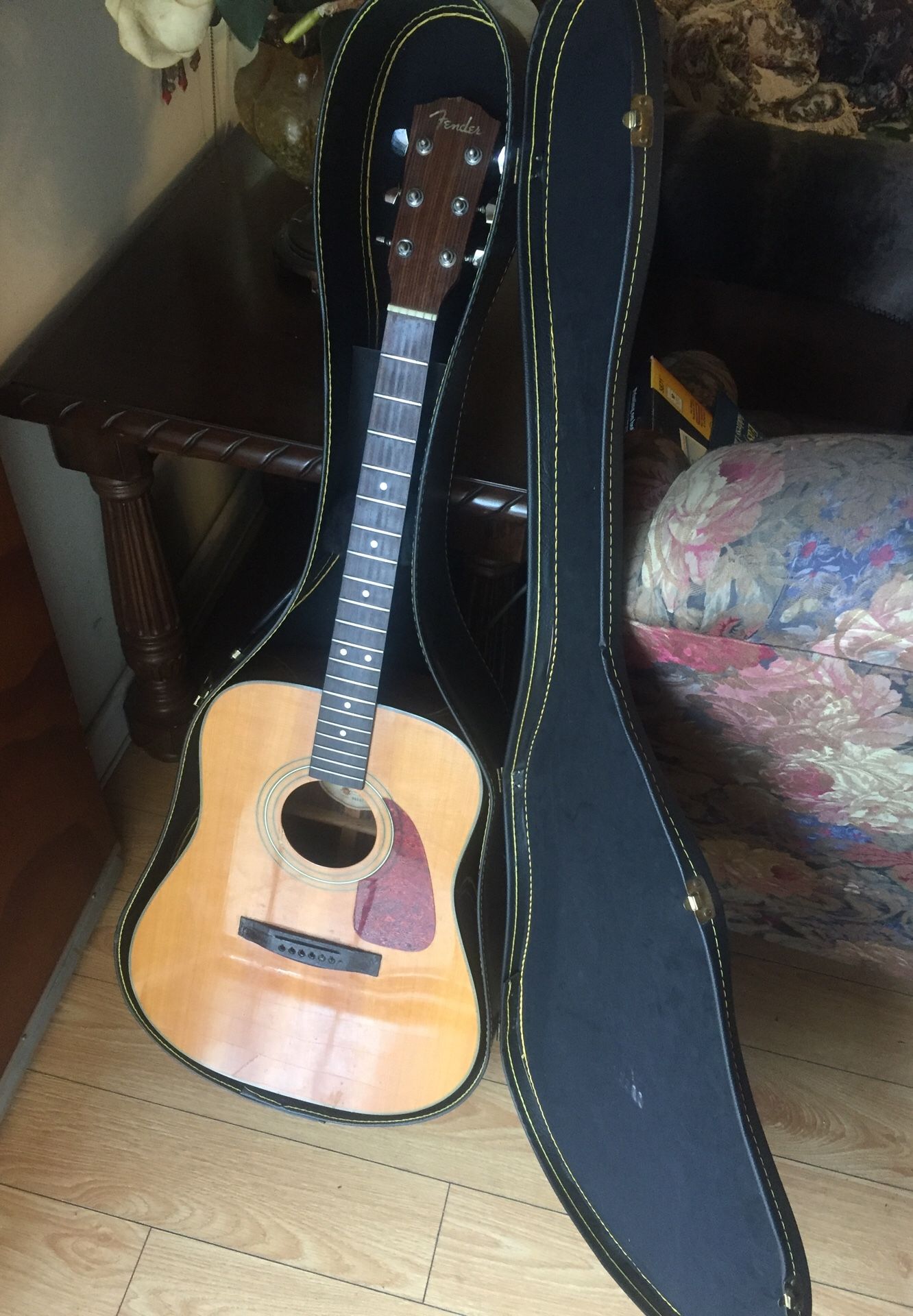 FENDER DG21s NAT VINTAGE ACOUSTIC GUITAR