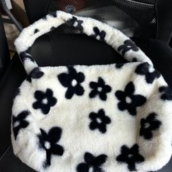 Black and White Fuzzy Daisy Purse