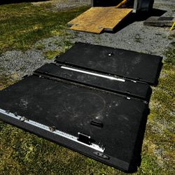Diamondback aHD bed Cover Tonneau 