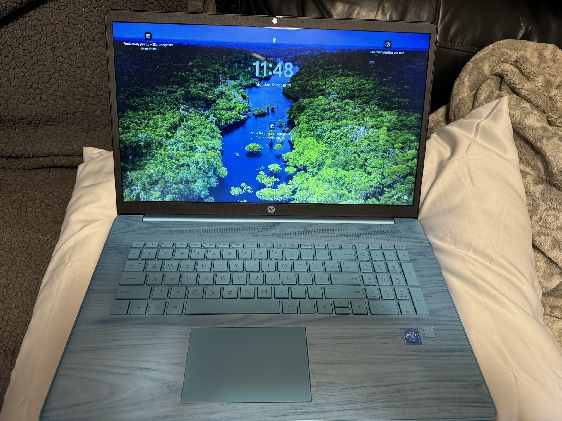 New HP 17” Touchscreen Laptop 