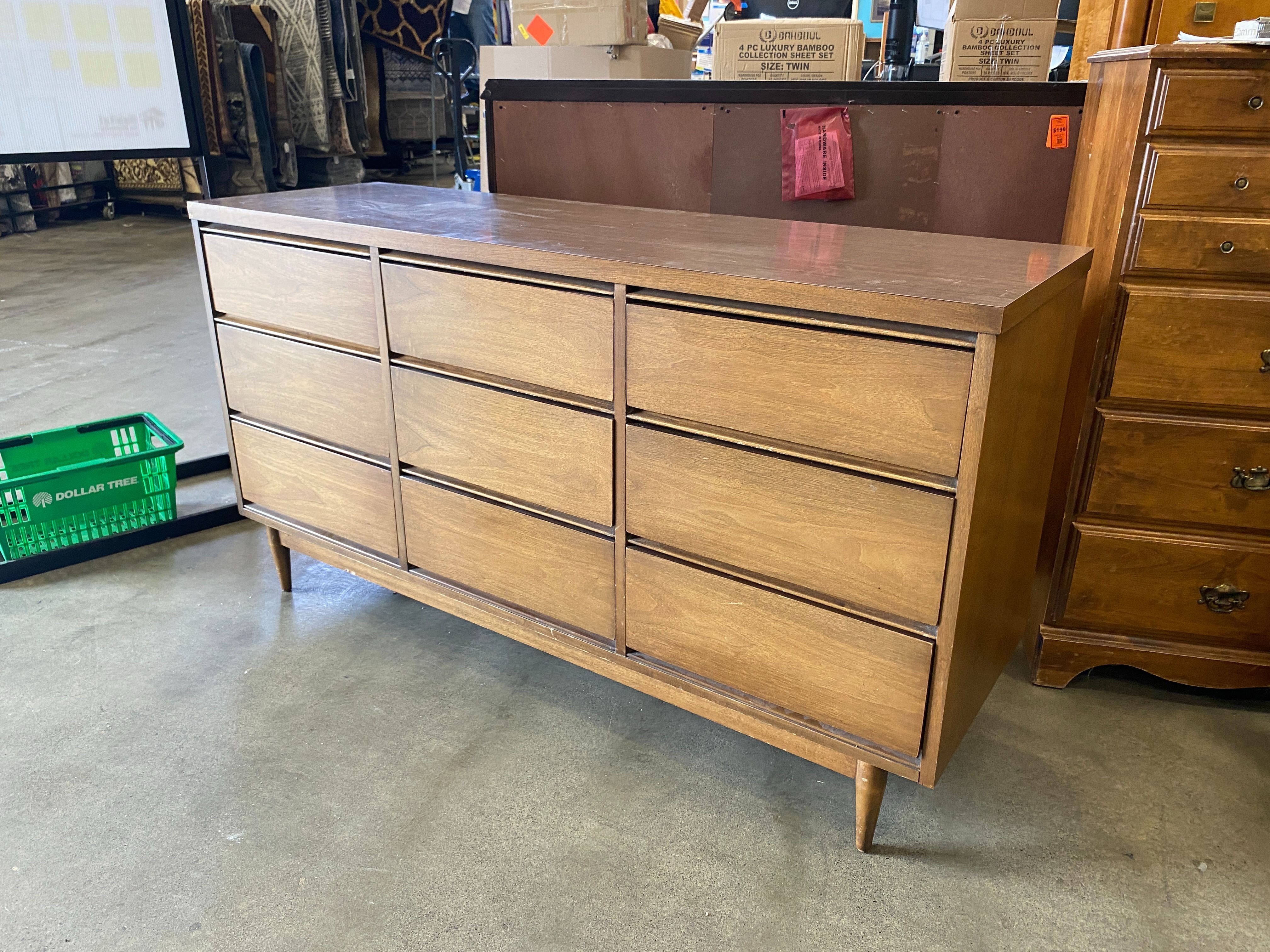 DIXIE Walnut Finished Mid-Century Modern 9 Drawer Dresser