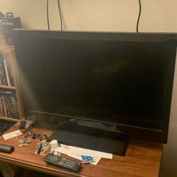 32 Inch Emerson Tv