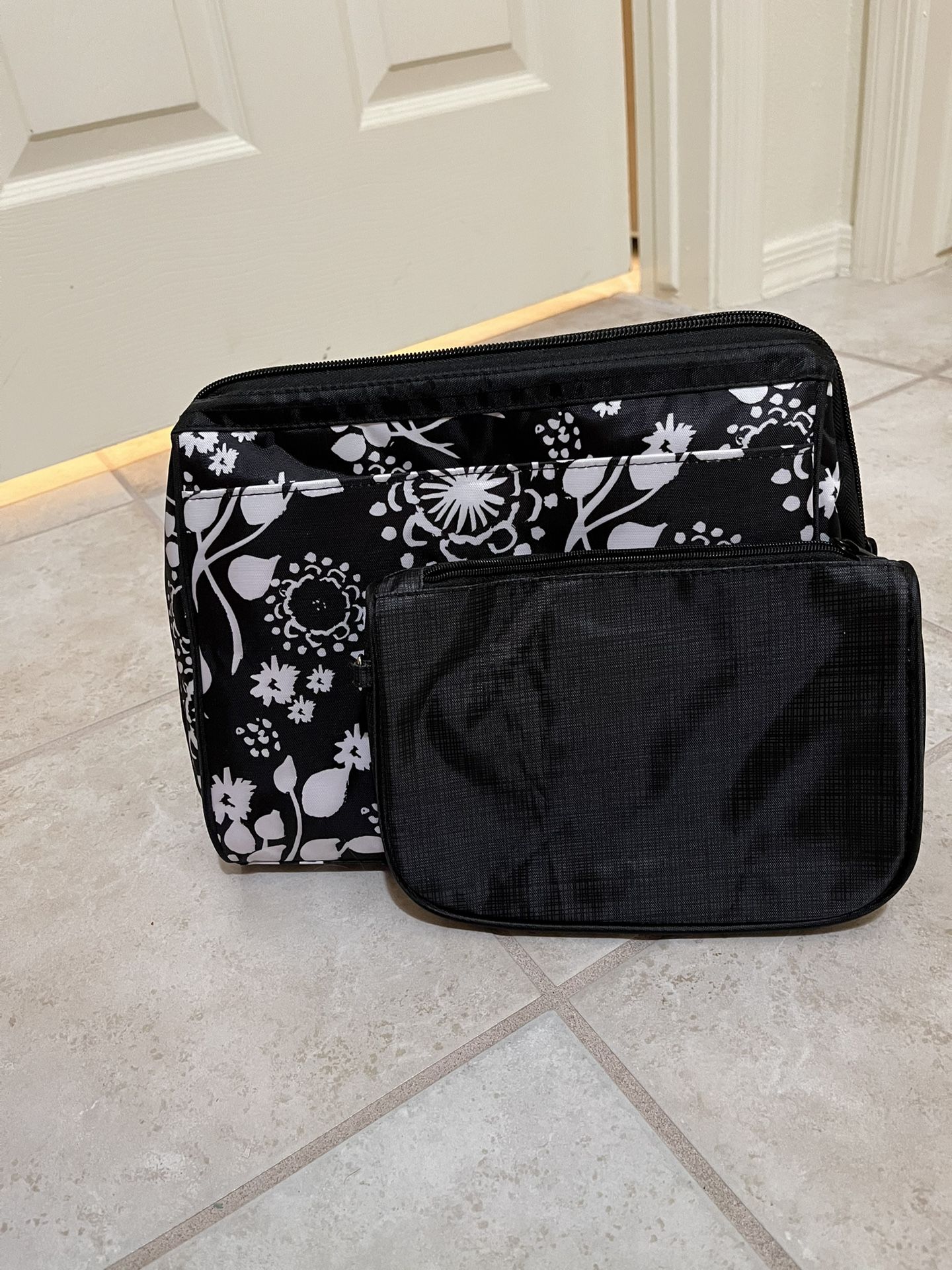 New, Never Used! Make-Up Bag with Detached Inner Zipper Pouch