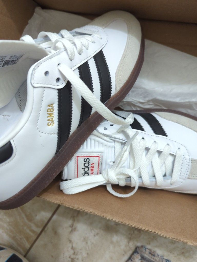 Adidas Samba