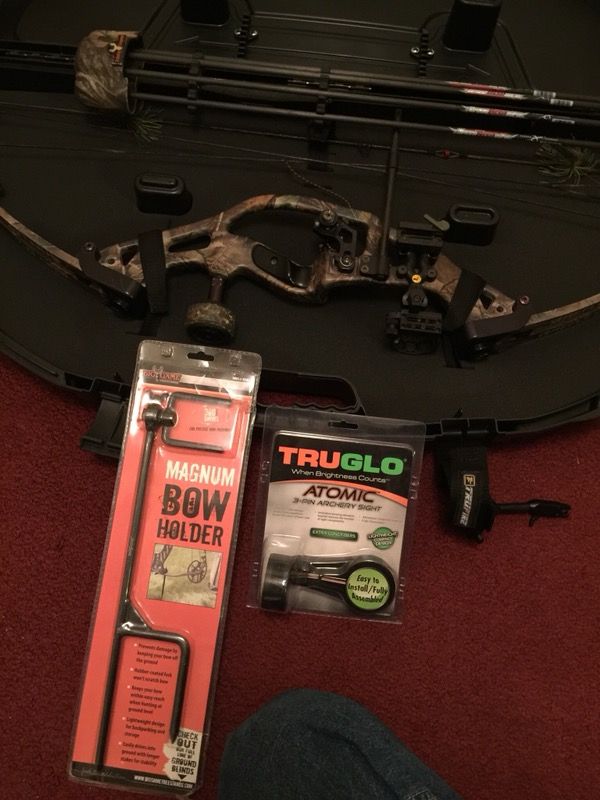 Hoyt- reflex grizzly compound bow