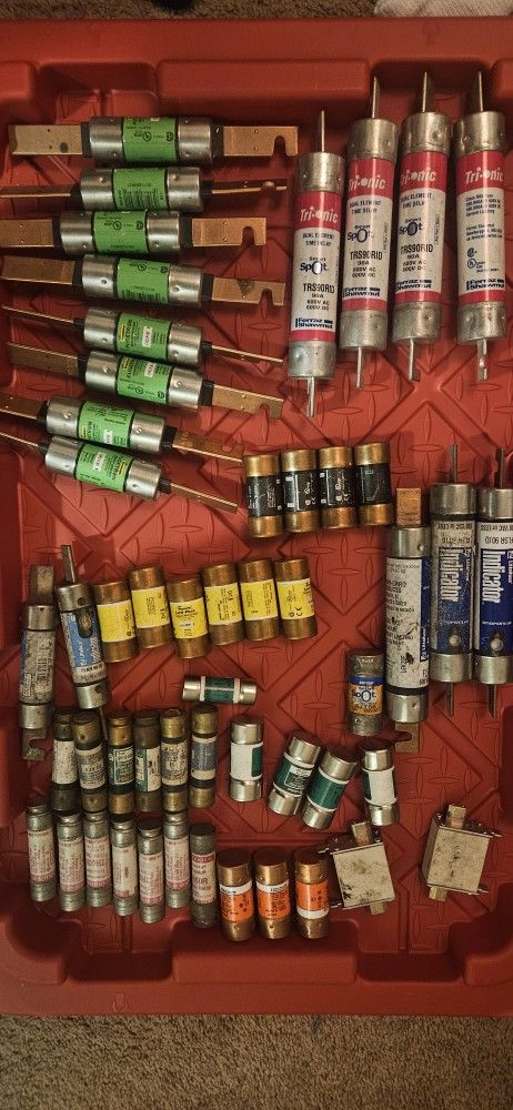 Large Lot Of Comercial Fuses