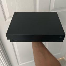Xbox One X read Description 