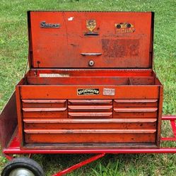 Vintage Red Snap On 9 Drawer Toolbox 