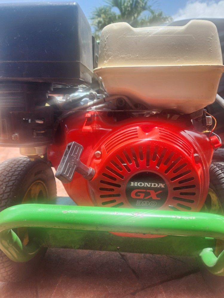 Pressure Washer 4000psi Excellent New Conditions 👌