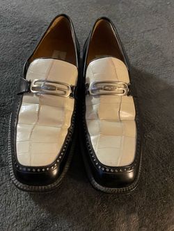 Leather crocodile shoes