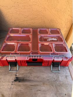 Milwaukee PACKOUT 11-Compartment Impact Resistant Portable Small Parts Organizer