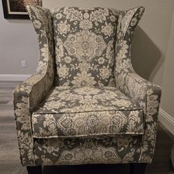2 Home Zone Chairs 