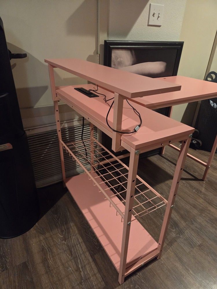 New Condition PINK Desk