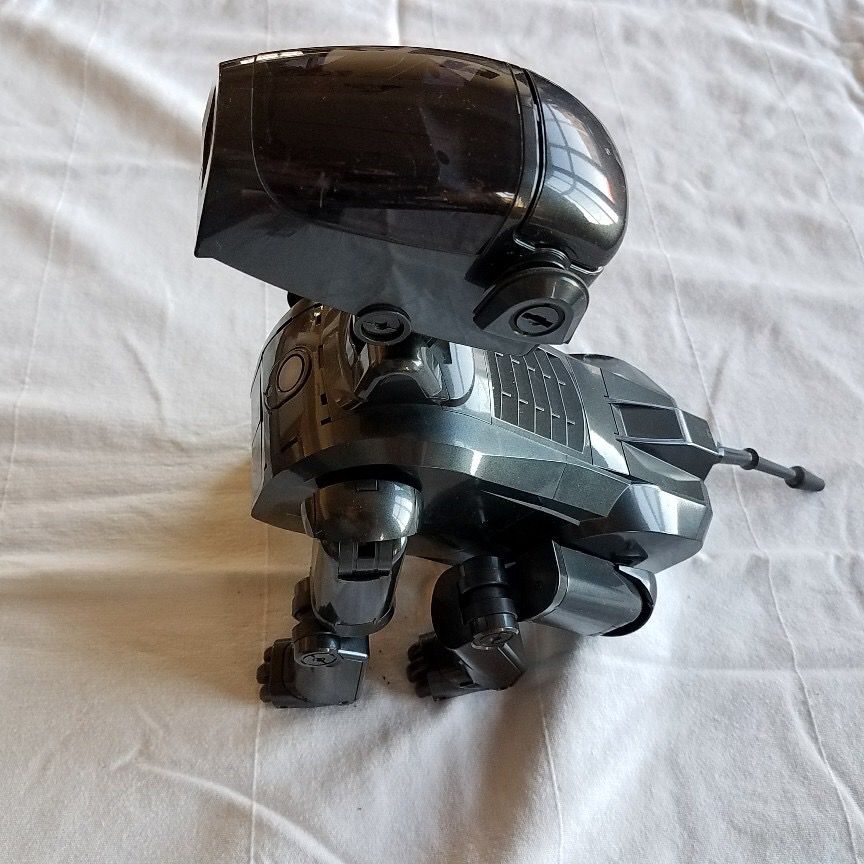 Sony Aibo collectible dog ERS-111 for Sale in Queens, NY - OfferUp