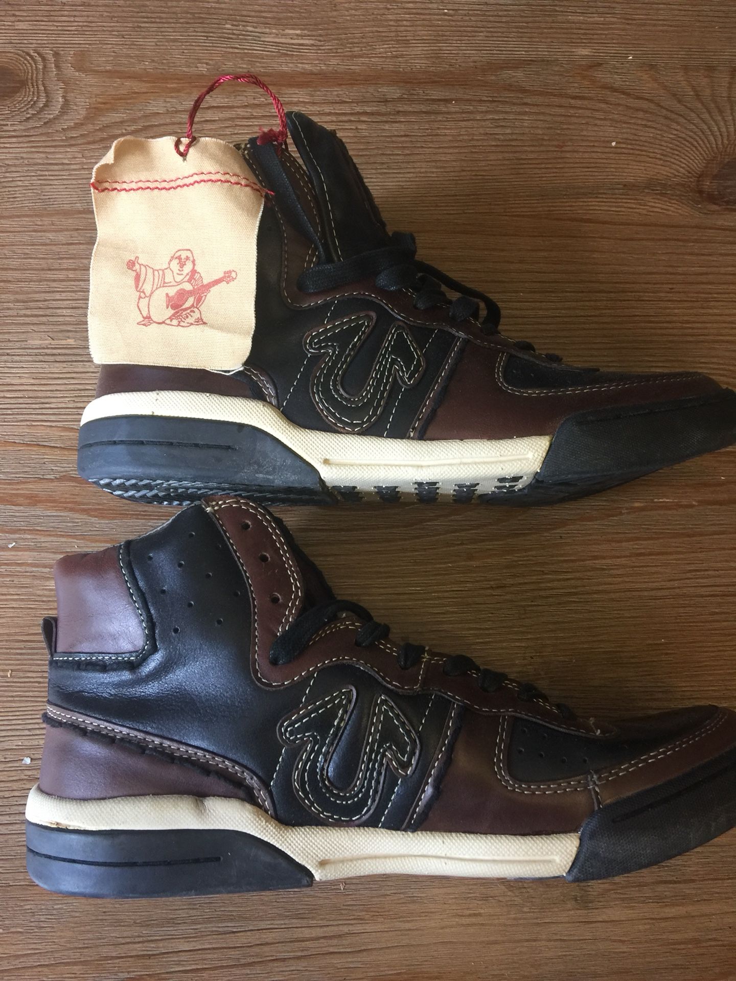 True religion top high tops