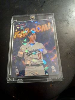 Kaboom! Shohei Ohtani Cracked Ice Refractor  Free Magnetic case