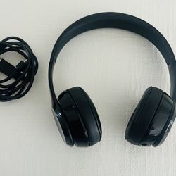 Genuine Beats Solo 3 Wireless Headphones - Gloss Black