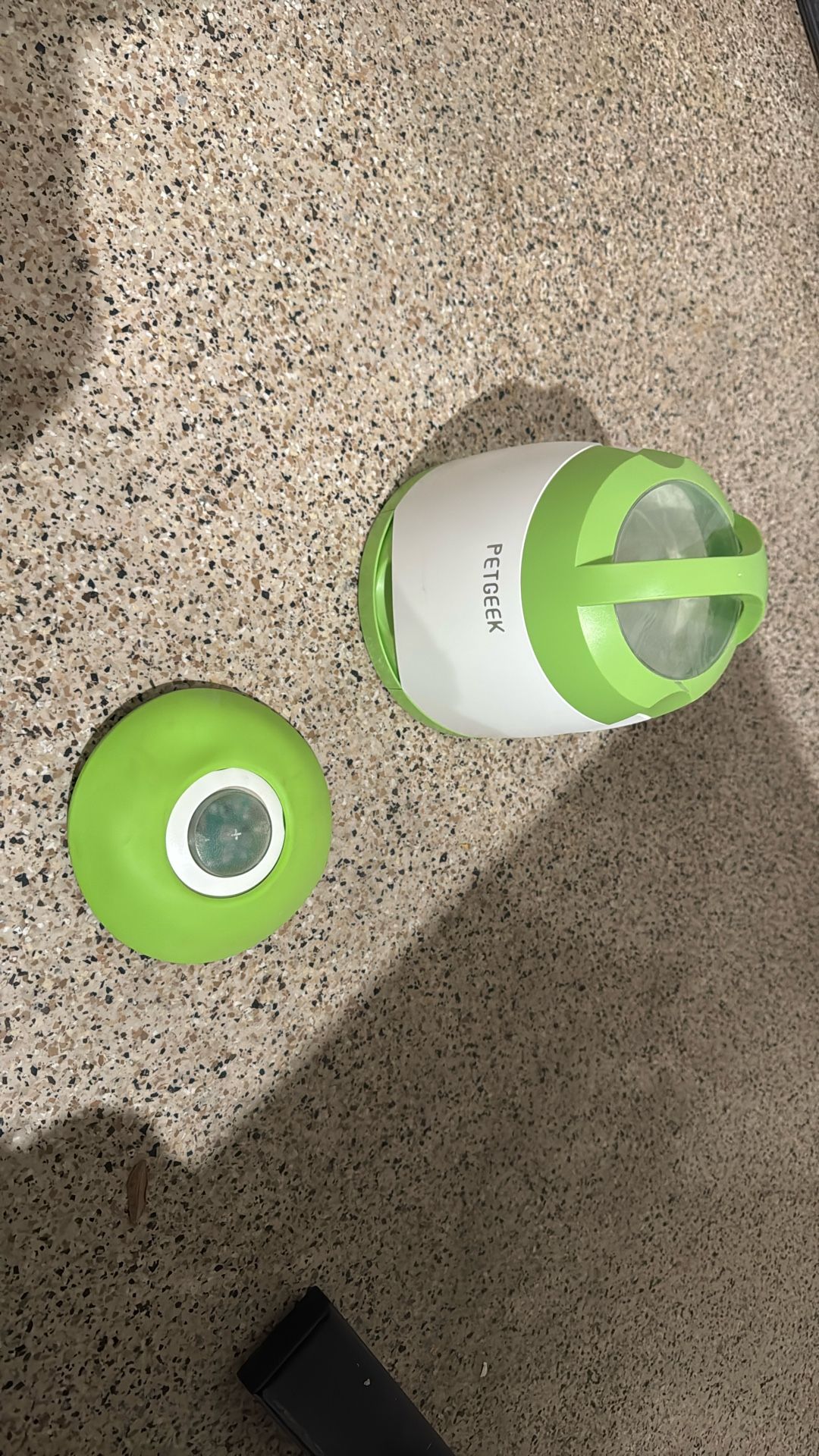pet geek treat dispenser barley touched pick up only SanTan valley