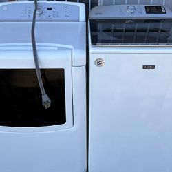 Heavy Duty Washer & Electric 220v Dryer 