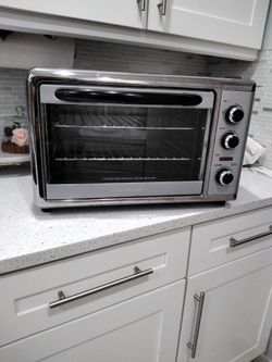 Countertop oven-black Hamilton beach