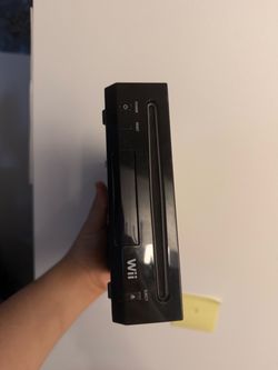 pre-modded wii w/ cables, remote, and nunchuk