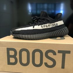 Yeezy 350 V2 Oreo