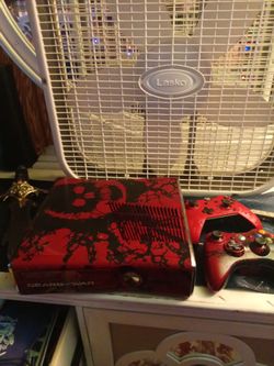 Xbox 360 limited  edition GEARS OF WAR 3