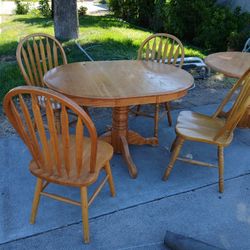 Dinning/kitchen Table With Chairs 