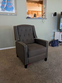 Chair - recliner