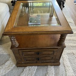 Cabinet/ Coffee Table 