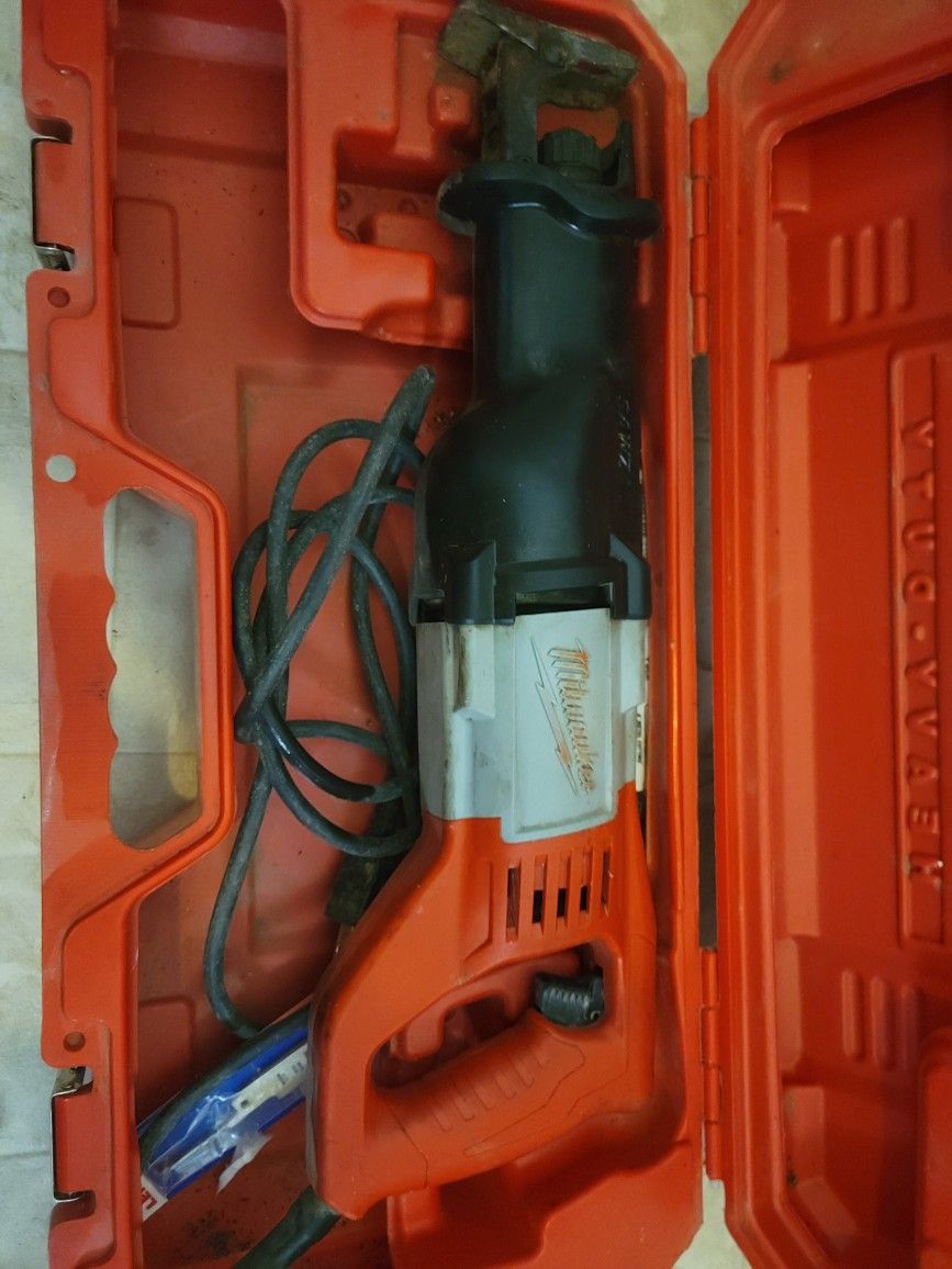 Milwaukee Heavy Duty Sawzall