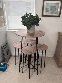 Bar High Top Table With 4 Stools Wood And Metal