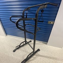 Pull Up And Dip Bar Station