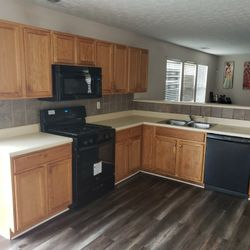 Kitchen Cabinets And Counter Top Refinishing