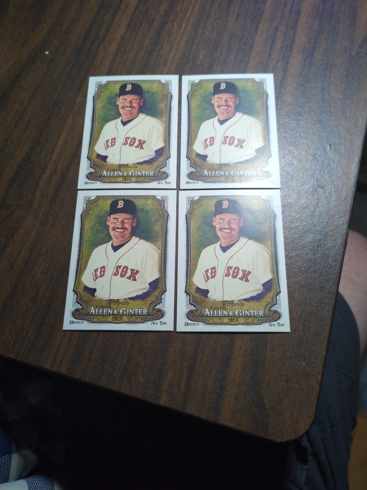 WADE BOGGS BASEBALL CARDS.
