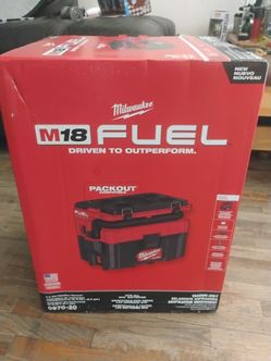 Milwaukee M18 FUEL PACKOUT Wet/Dry Vacuum