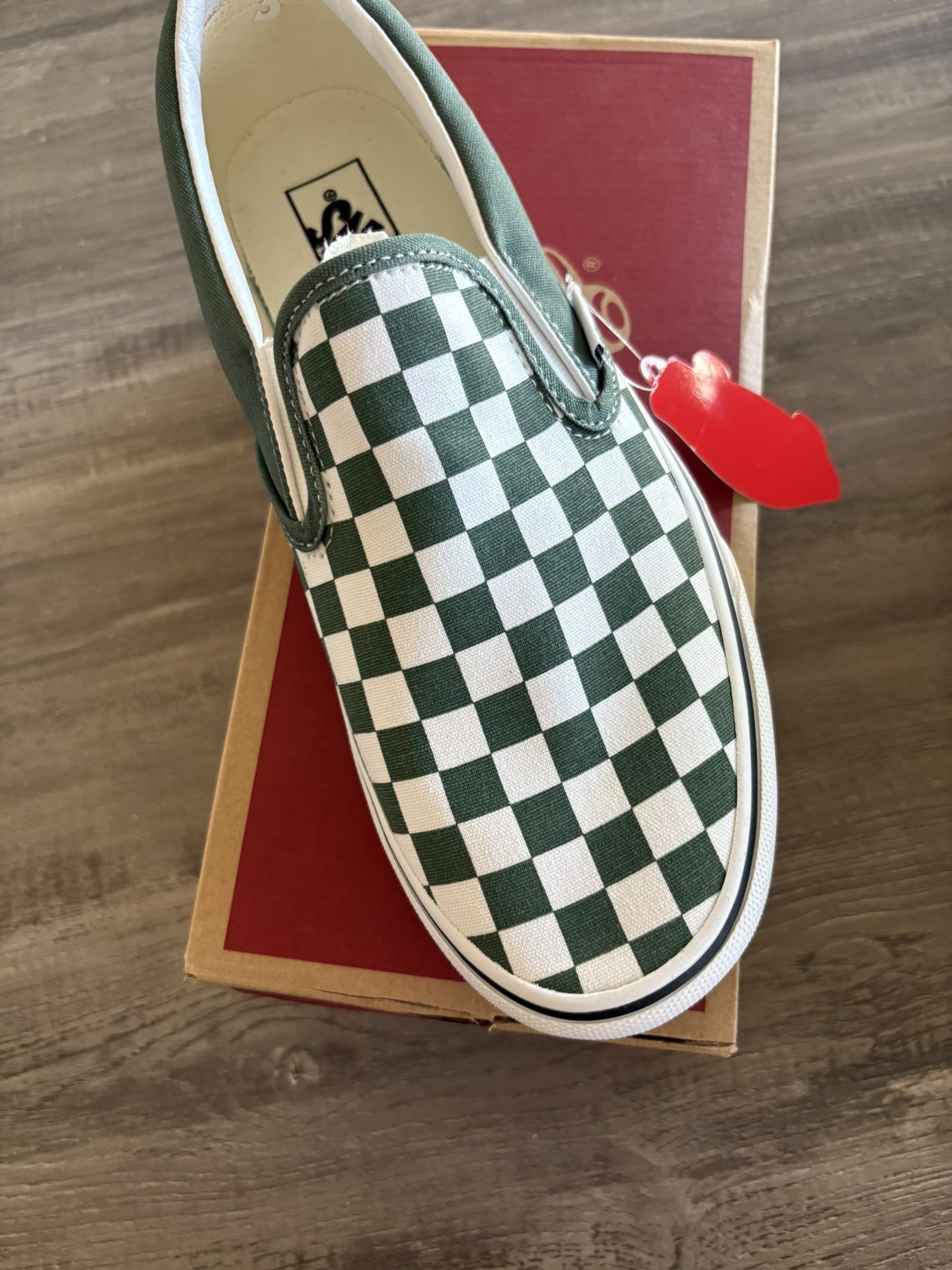 Vans Men’s Size 9 Brand New In Box