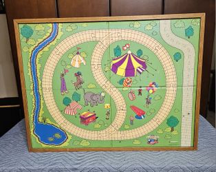 Vintage 1999 Solid Wood Thomas & Friends Wooden Railway Circus 28x21 Play Table 
