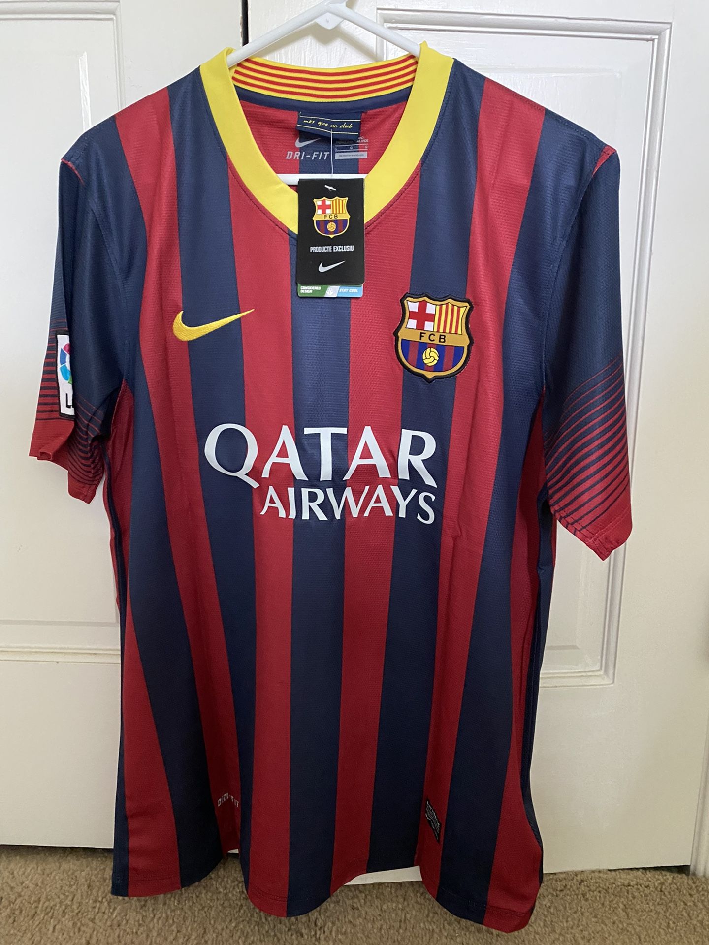 Brand New FC Barcelona Neymar Soccer / Futbol Jersey With Tag